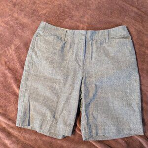 Talbot's Women's chambray 9" Perfect Shorts size 6